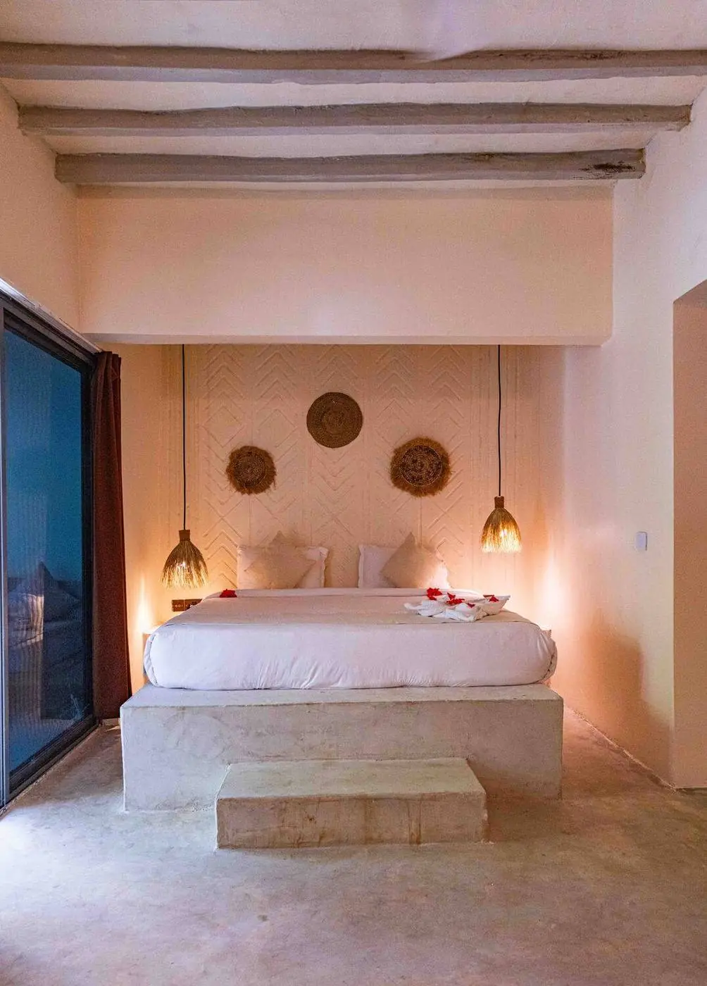 Romantic villa with private soaking tub at Seconda Stella